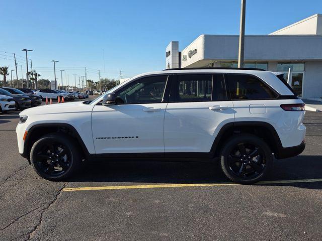 new 2026 Jeep Grand Cherokee car, priced at $40,376
