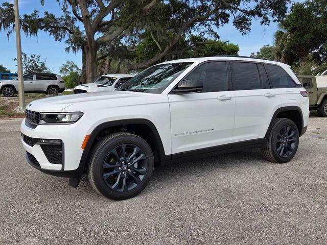 new 2026 Jeep Grand Cherokee car, priced at $45,230