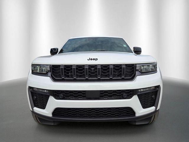 new 2026 Jeep Grand Cherokee car, priced at $45,230