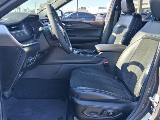 new 2025 Jeep Grand Cherokee car, priced at $34,941