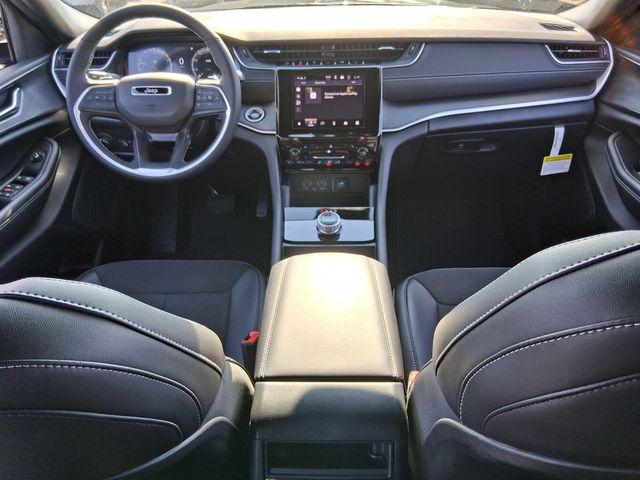 new 2025 Jeep Grand Cherokee car, priced at $34,941