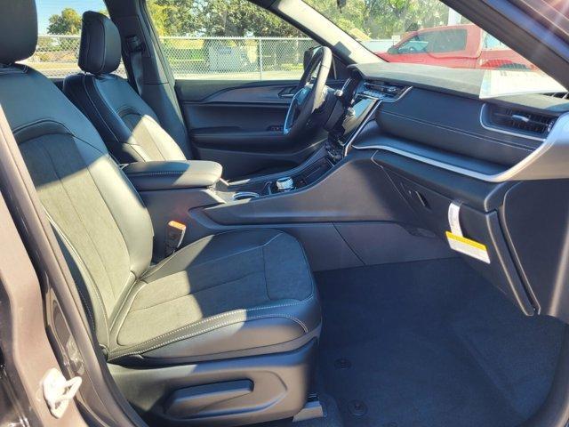 new 2025 Jeep Grand Cherokee car, priced at $35,350