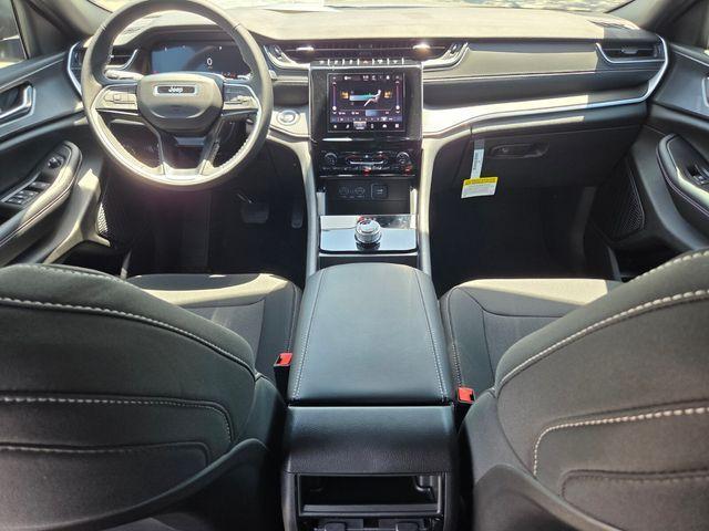 new 2026 Jeep Grand Cherokee car, priced at $33,647