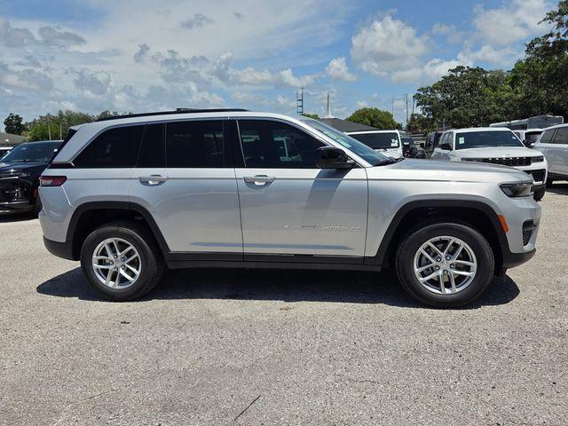 new 2026 Jeep Grand Cherokee car, priced at $33,647