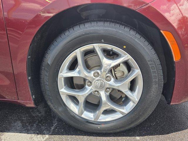 used 2018 Chrysler Pacifica car, priced at $18,777