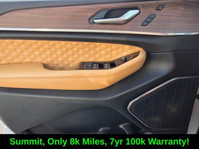 used 2025 Jeep Grand Cherokee car, priced at $52,500