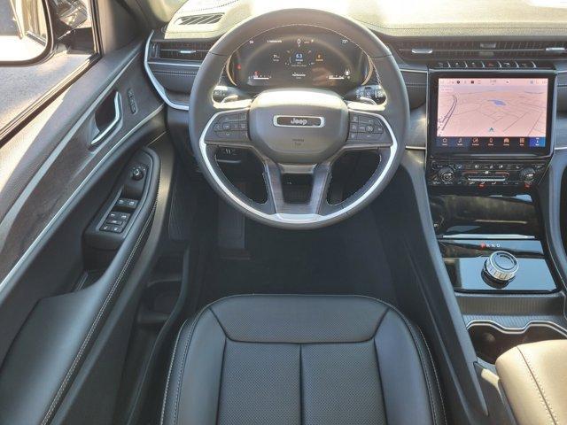 new 2025 Jeep Grand Cherokee car, priced at $42,499