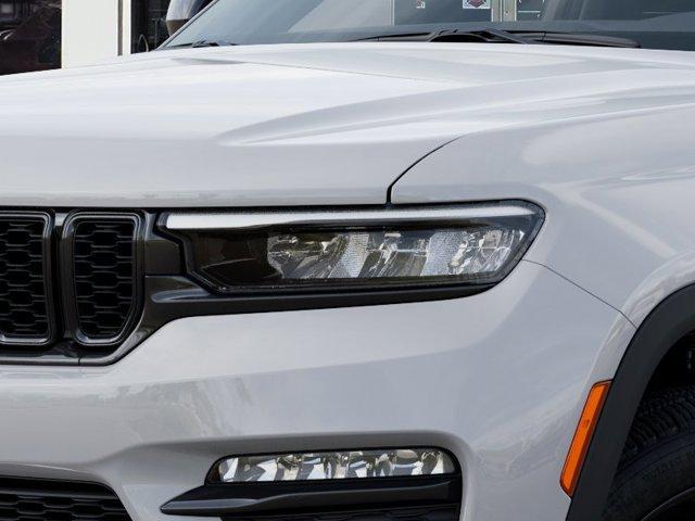 new 2025 Jeep Grand Cherokee car, priced at $39,221