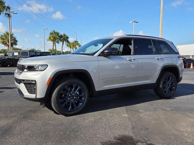 new 2026 Jeep Grand Cherokee car, priced at $45,584