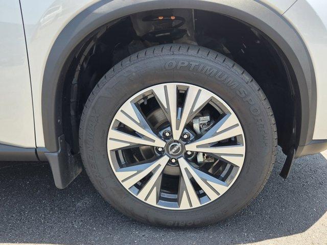 used 2023 Nissan Rogue car, priced at $18,999
