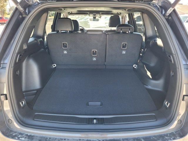 new 2025 Jeep Grand Cherokee car, priced at $35,676