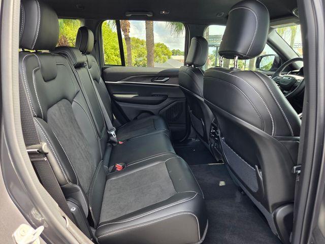 new 2026 Jeep Grand Cherokee car, priced at $38,370