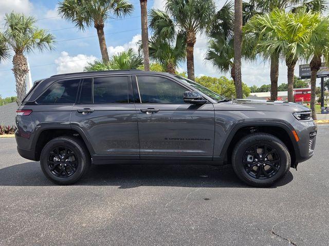 new 2026 Jeep Grand Cherokee car, priced at $38,370