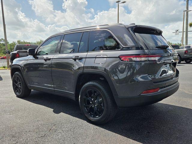 new 2026 Jeep Grand Cherokee car, priced at $38,370
