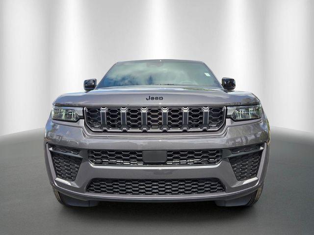 new 2026 Jeep Grand Cherokee car, priced at $38,370