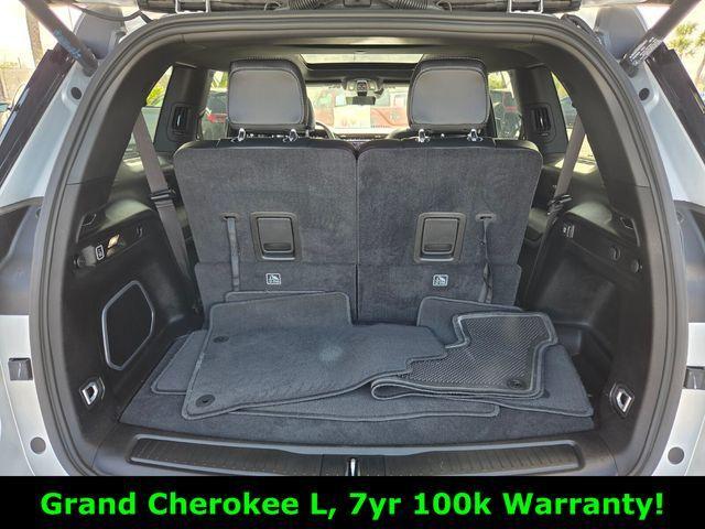 used 2024 Jeep Grand Cherokee L car, priced at $37,444