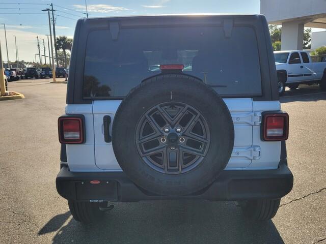 new 2026 Jeep Wrangler car, priced at $42,999