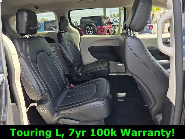 used 2024 Chrysler Pacifica car, priced at $25,888