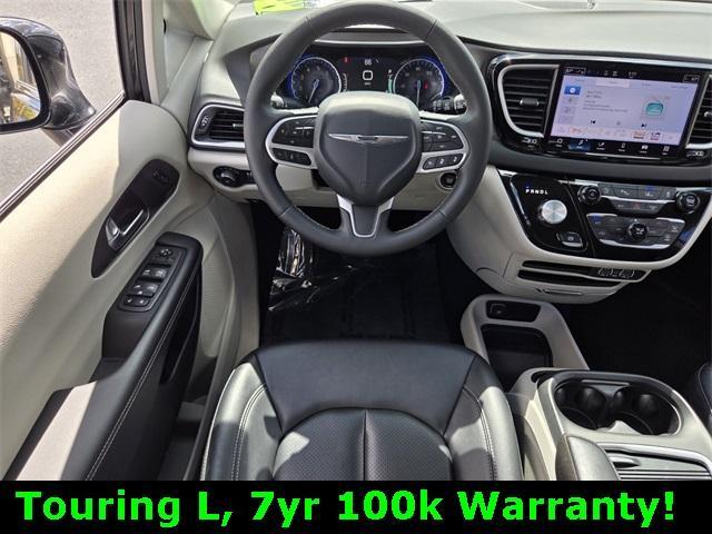 used 2024 Chrysler Pacifica car, priced at $26,995