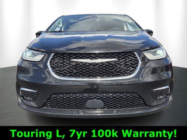 used 2024 Chrysler Pacifica car, priced at $25,888