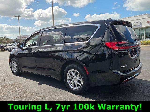 used 2024 Chrysler Pacifica car, priced at $25,888