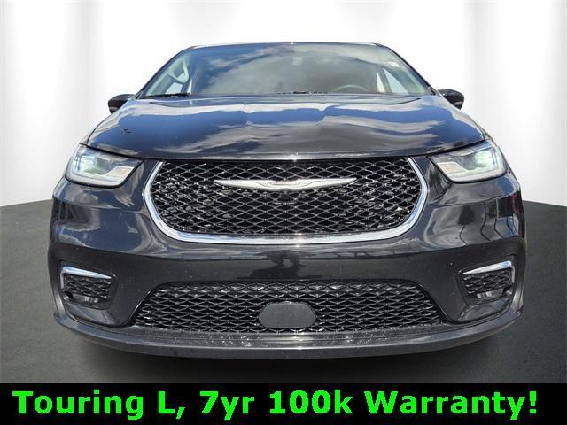 used 2024 Chrysler Pacifica car, priced at $26,995