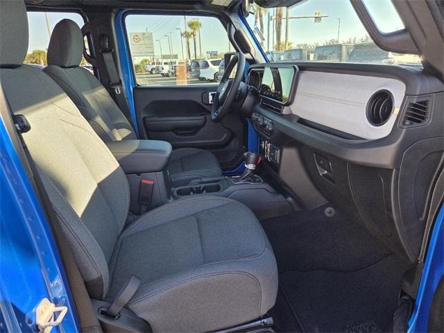 new 2025 Jeep Gladiator car, priced at $37,450