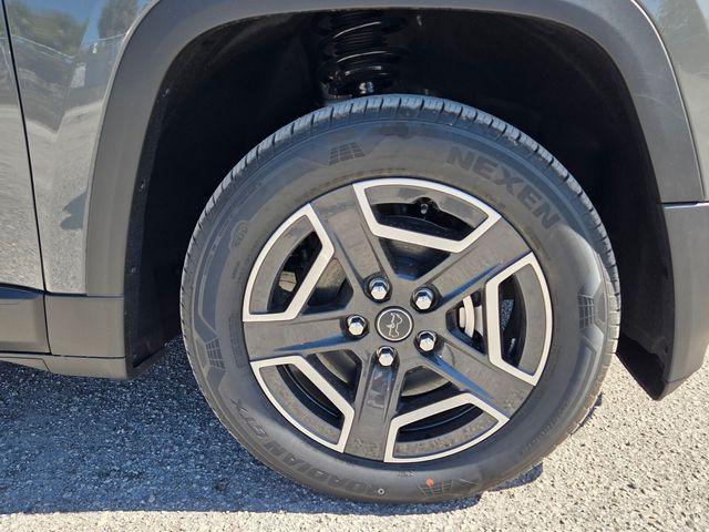 new 2026 Jeep Cherokee car, priced at $35,031