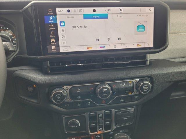 new 2026 Jeep Gladiator car, priced at $47,361