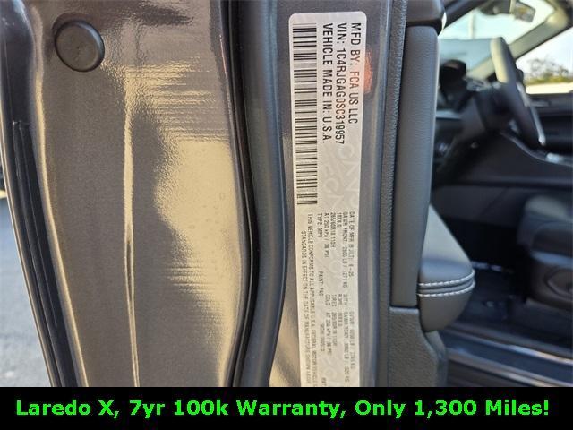 used 2025 Jeep Grand Cherokee car, priced at $33,995