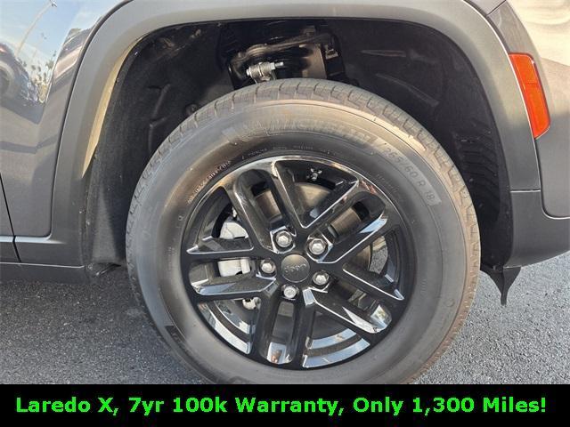 used 2025 Jeep Grand Cherokee car, priced at $33,995