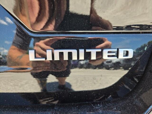 new 2026 Jeep Grand Cherokee car, priced at $44,228