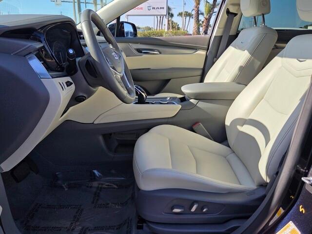 used 2021 Cadillac XT5 car, priced at $27,550