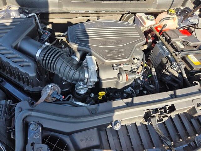 used 2021 Cadillac XT5 car, priced at $27,550