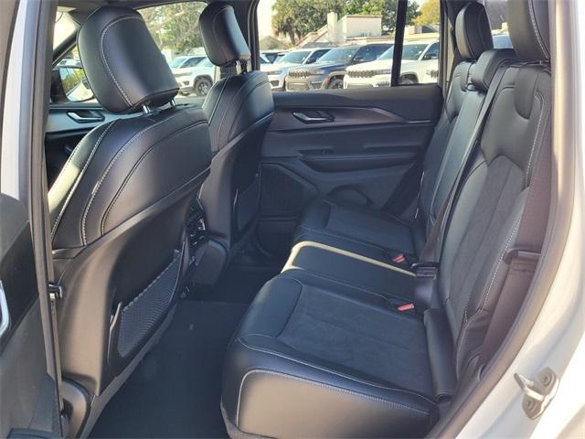 new 2025 Jeep Grand Cherokee car, priced at $34,853