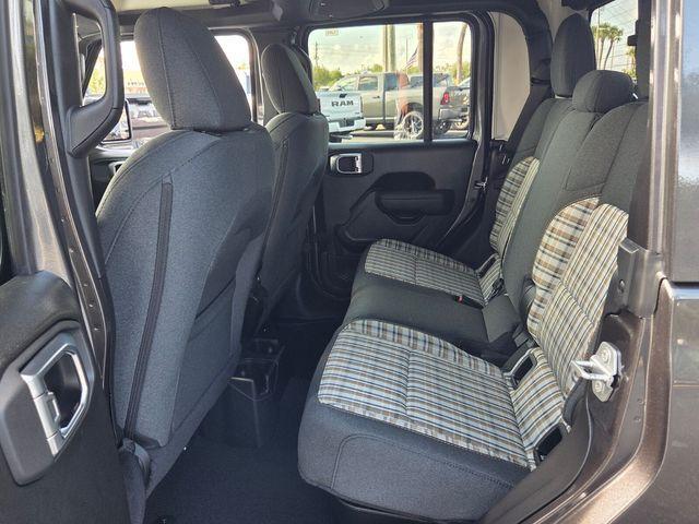 new 2026 Jeep Gladiator car, priced at $46,756