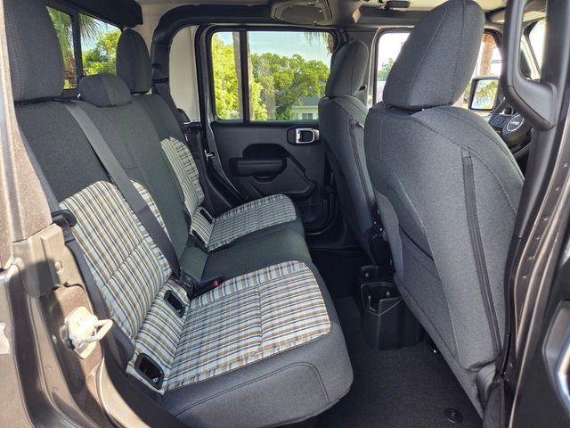 new 2026 Jeep Gladiator car, priced at $46,756