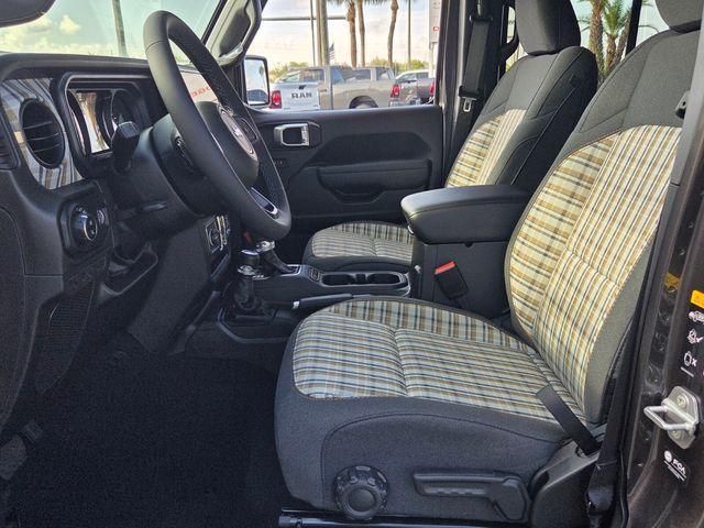 new 2026 Jeep Gladiator car, priced at $46,756
