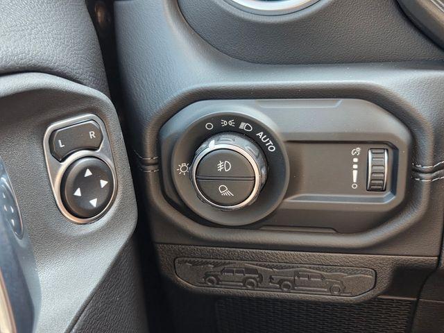 new 2026 Jeep Gladiator car, priced at $41,986