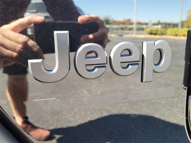 new 2025 Jeep Wrangler car, priced at $41,842