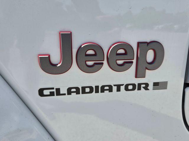 new 2026 Jeep Gladiator car, priced at $60,063