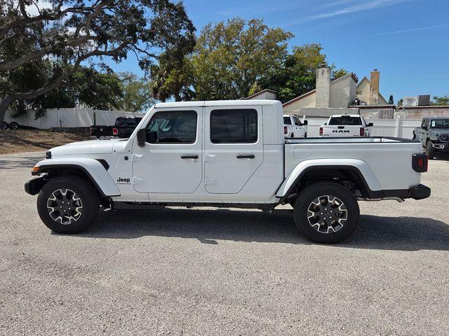 new 2026 Jeep Gladiator car, priced at $46,499