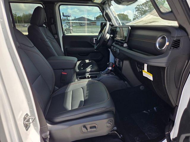 new 2026 Jeep Gladiator car, priced at $46,499