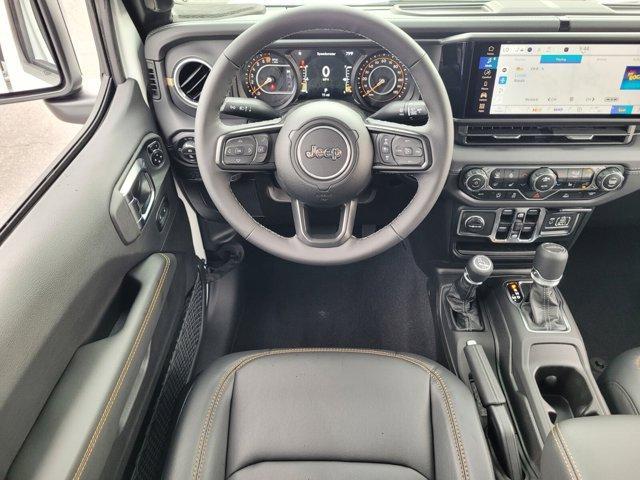 new 2025 Jeep Gladiator car, priced at $38,999