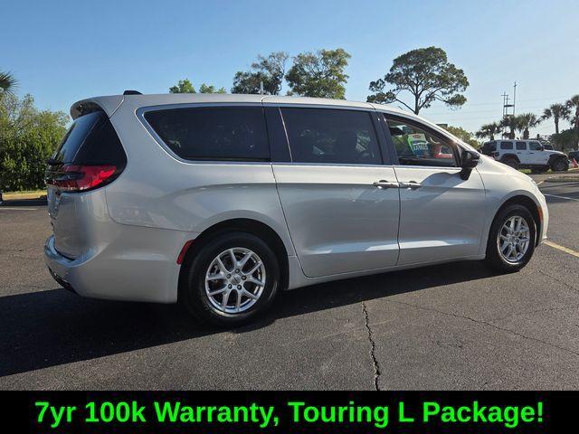 used 2024 Chrysler Pacifica car, priced at $26,888