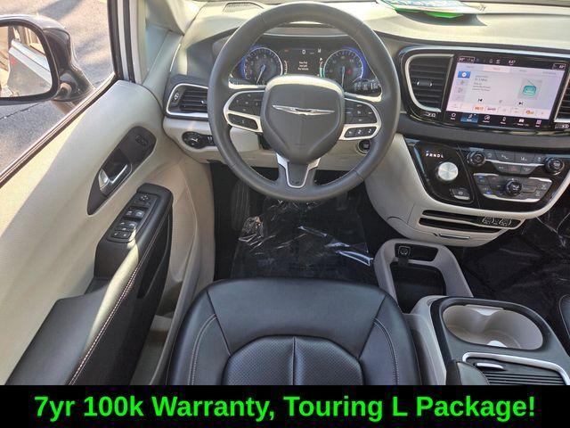 used 2024 Chrysler Pacifica car, priced at $26,888