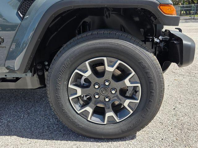 new 2026 Jeep Gladiator car, priced at $41,509