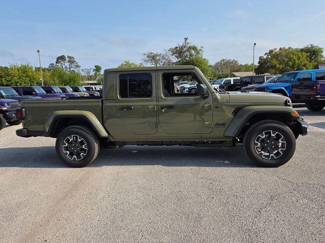 new 2026 Jeep Gladiator car, priced at $41,986