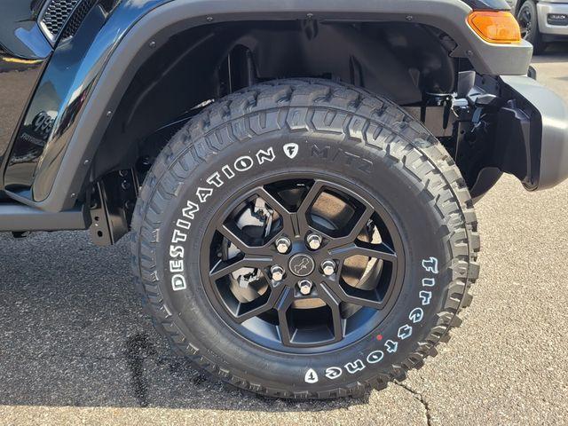 new 2026 Jeep Gladiator car, priced at $39,281