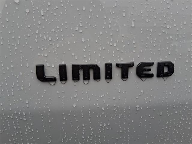 new 2026 Jeep Cherokee car, priced at $41,482